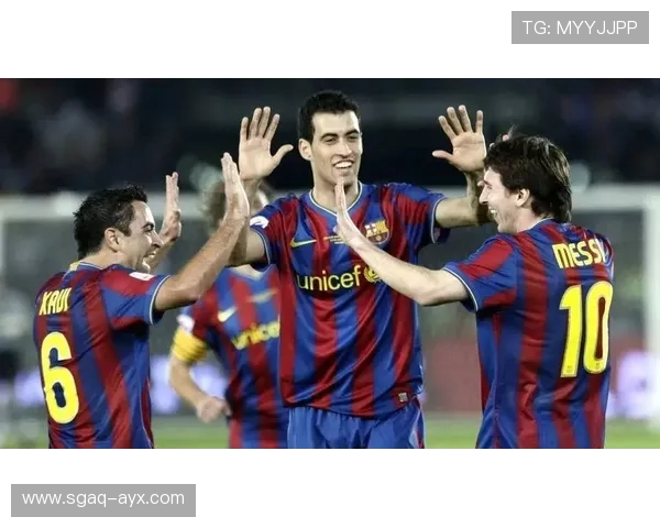 布斯克茨：中场大师，巴萨传奇，足球历史的永恒符号