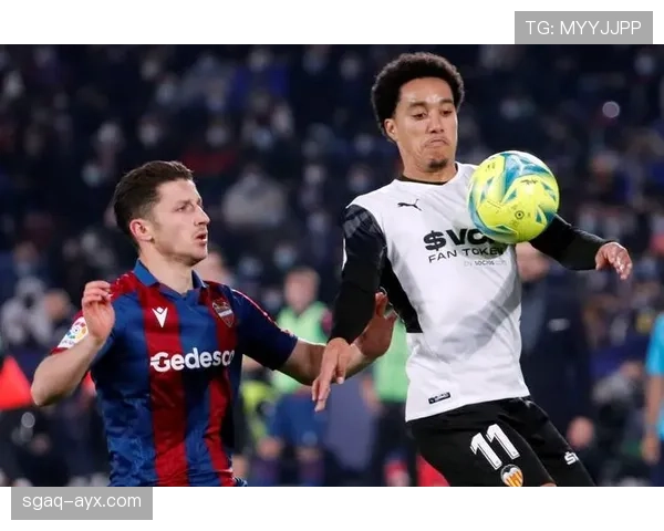 莱万特稳固防守体系成焦点，专家解析其背后战术奥秘