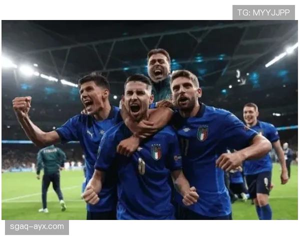 意大利队勇夺欧洲杯冠军，时隔12年再登巅峰