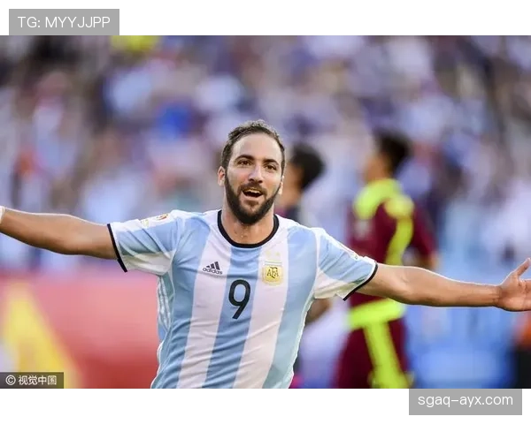 多特锋线火力全开，新赛季强势表现引瞩目