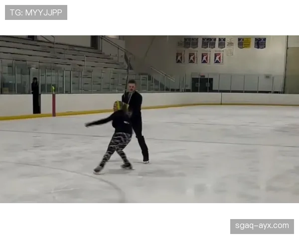 托尼娅·哈丁居然能在尖叫和冰刀间找到活路，没谁了！